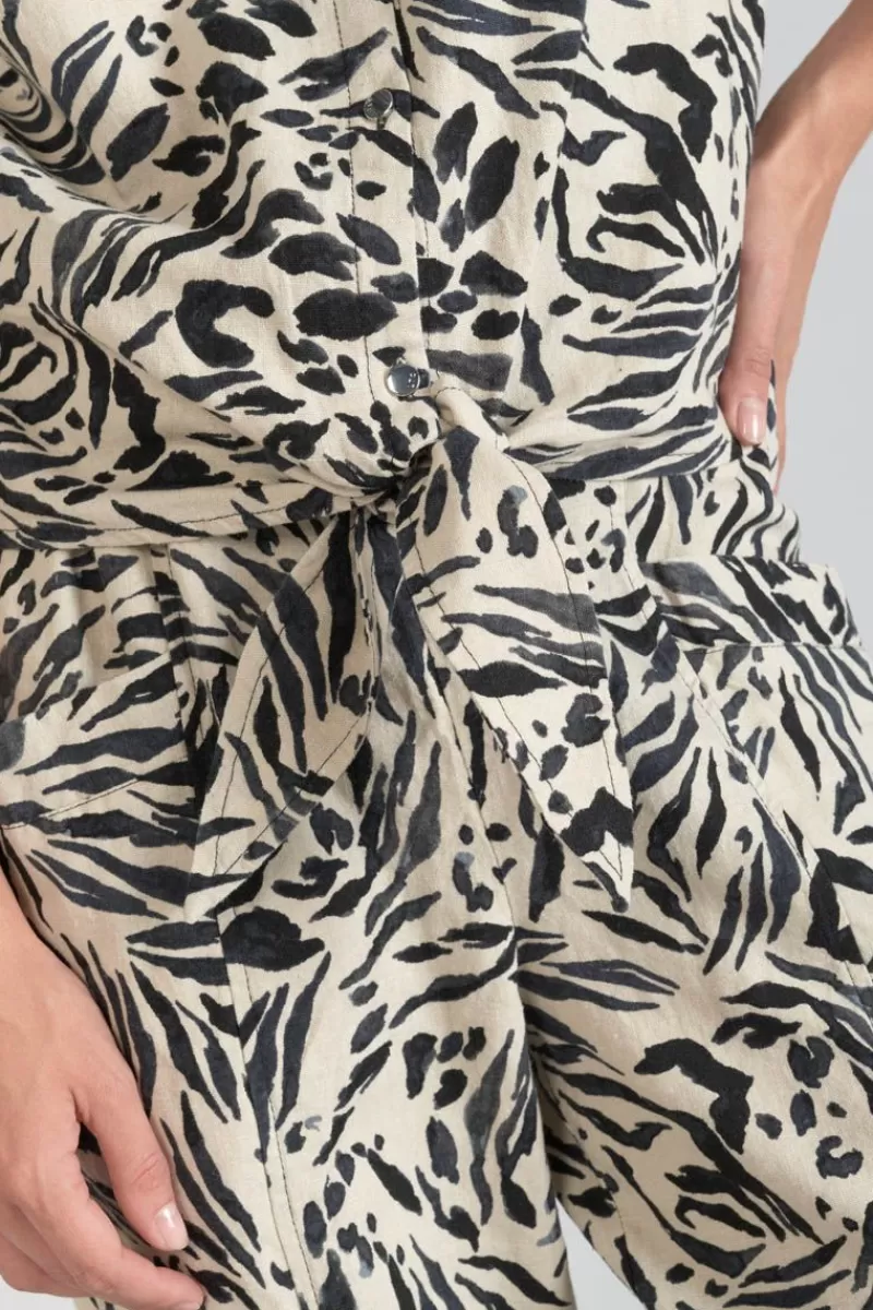chemise_en_lin_melange_noor_a_motif_animalier_2.webp Le Temps des Cerises Chemises-Chemise En Lin Melange Noor A Motif Animalier Zebra