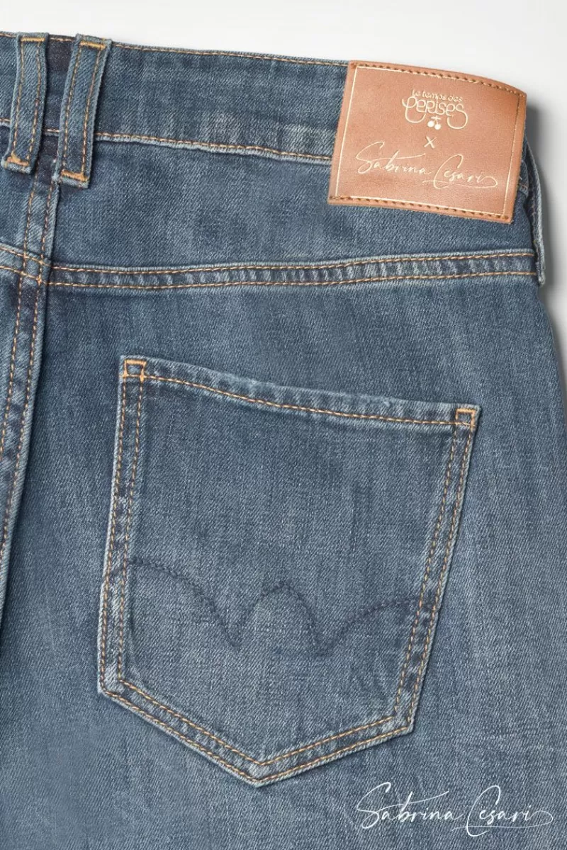 collab_sabrinacsari_roma__mom_taille_haute_jeans_bleu_n_7.webp Le Temps des Cerises Coupe Regular-Collab @Sabrinacsari Roma 400/19 Mom Taille Haute Jeans Bleu N°1 Blue