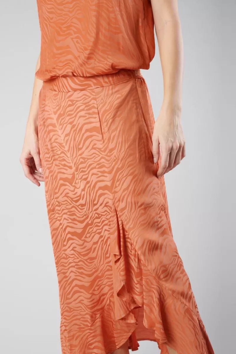 jupe_longue_gino_en_jacquard_zebre_orange_corail_6.webp Le Temps des Cerises Shorts & Jupes-Jupe Longue Gino En Jacquard Zebre Orange Corail Coral Rose