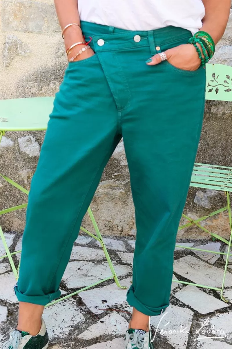 mary_boyfit_jeans_vert_emeraude_by_veronika_loubry_2.webp Le Temps des Cerises Coupe Boyfit-Mary Boyfit Jeans Vert Emeraude By Veronika Loubry Galapagos