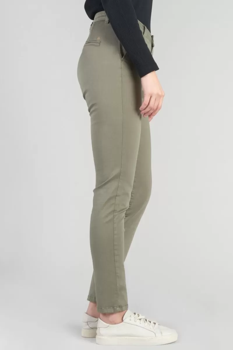 pantalon_chino_dyli_kaki_4-1.webp Le Temps des Cerises Pantalons & Chinos-Pantalon Chino Dyli4 Kaki Lizard