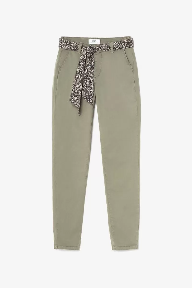pantalon_chino_dyli_kaki_6-1.webp Le Temps des Cerises Pantalons & Chinos-Pantalon Chino Dyli4 Kaki Lizard