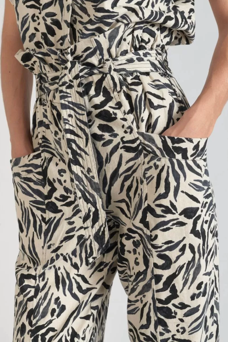 pantalon_en_lin_melange_rida_a_motif_animalier_2.webp Le Temps des Cerises Pantalons & Chinos-Pantalon En Lin Melange Rida A Motif Animalier Zebra