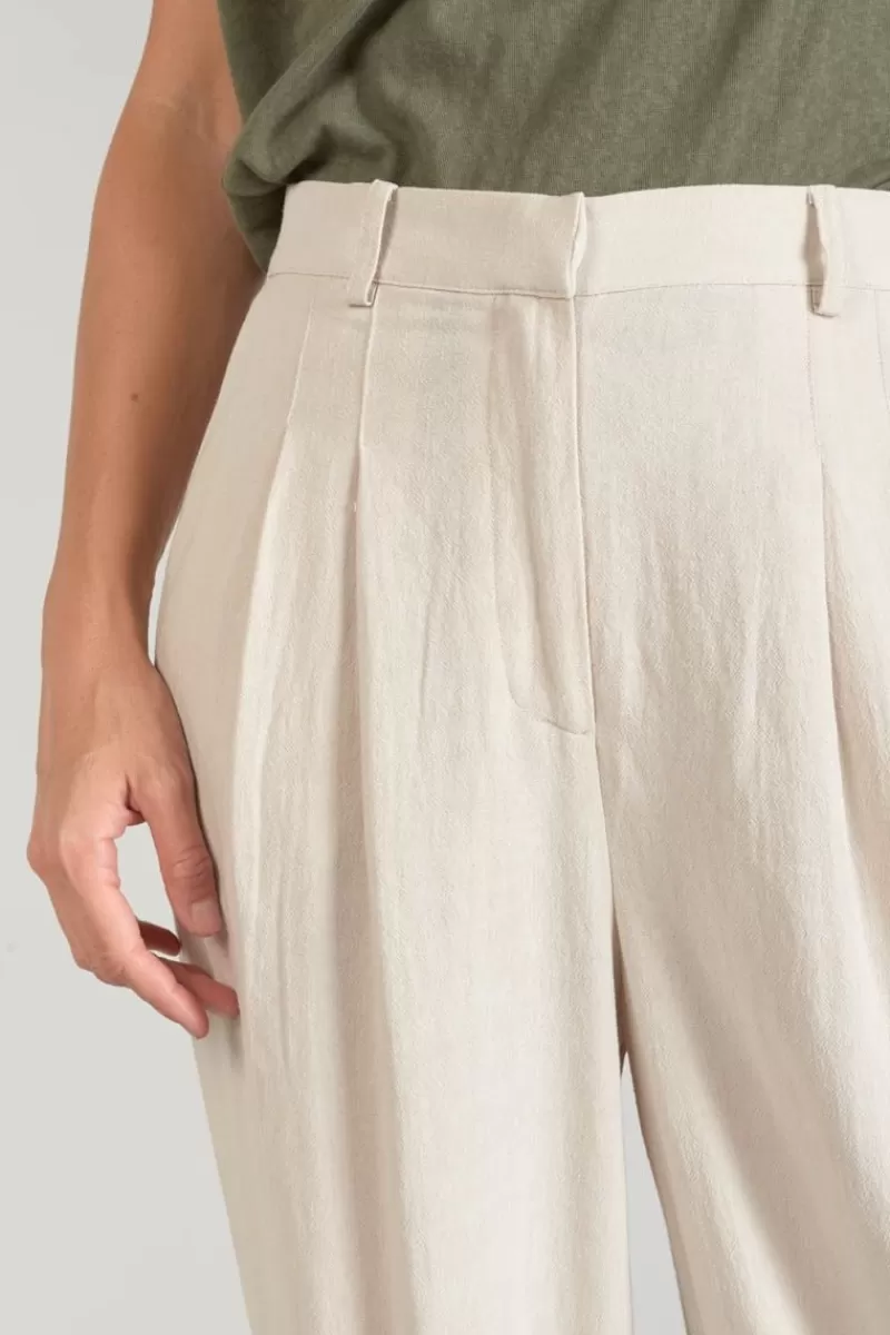 pantalon_sagua_sable_2.webp Le Temps des Cerises Pantalons & Chinos-Pantalon Sagua Sable Sand