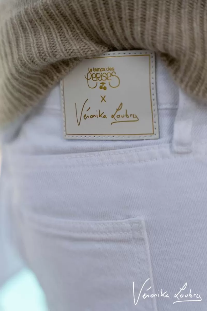short_court_veronika_en_jeans_blanc_by_veronika_loubry_3.webp Le Temps des Cerises Jupes & Shorts-Short Court Veronika En Jeans Blanc By Veronika Loubry White